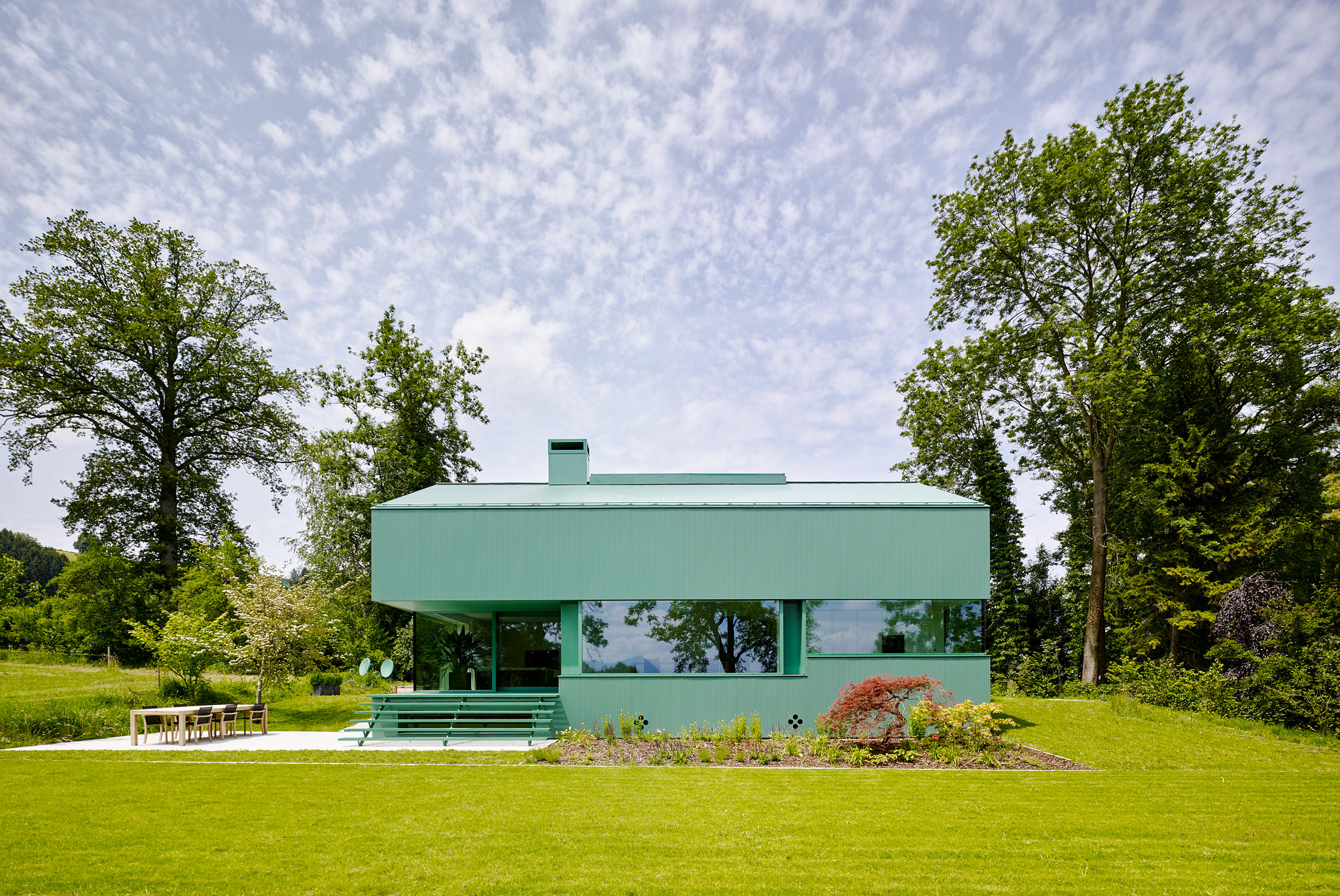 E15543 Alpa 051890p SCREEN